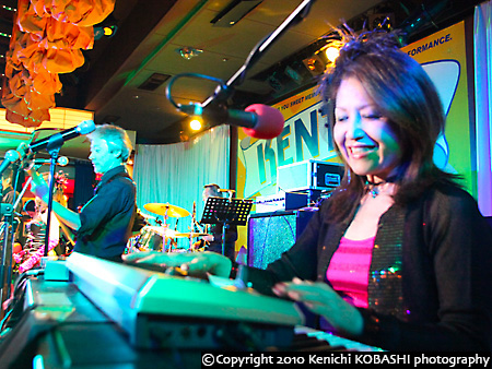 The SHOT - 50's Xmas Live Party 2009 - ���a50�N[116��]�O�c��